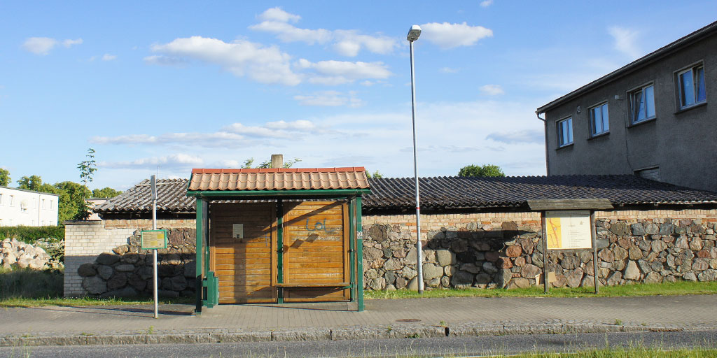 The bus stop Leuenberg/Dorf.