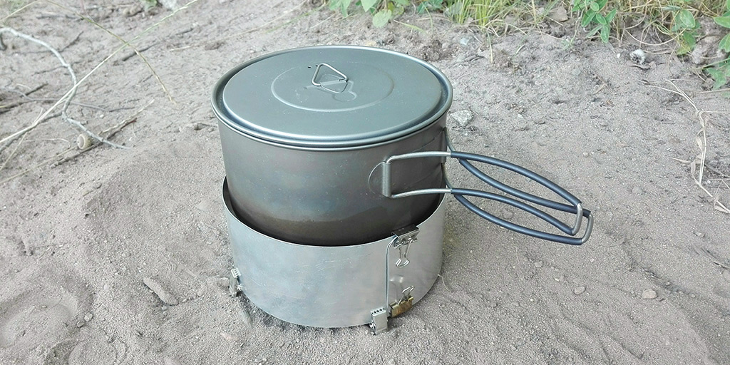 Cooking with a titanium pot.